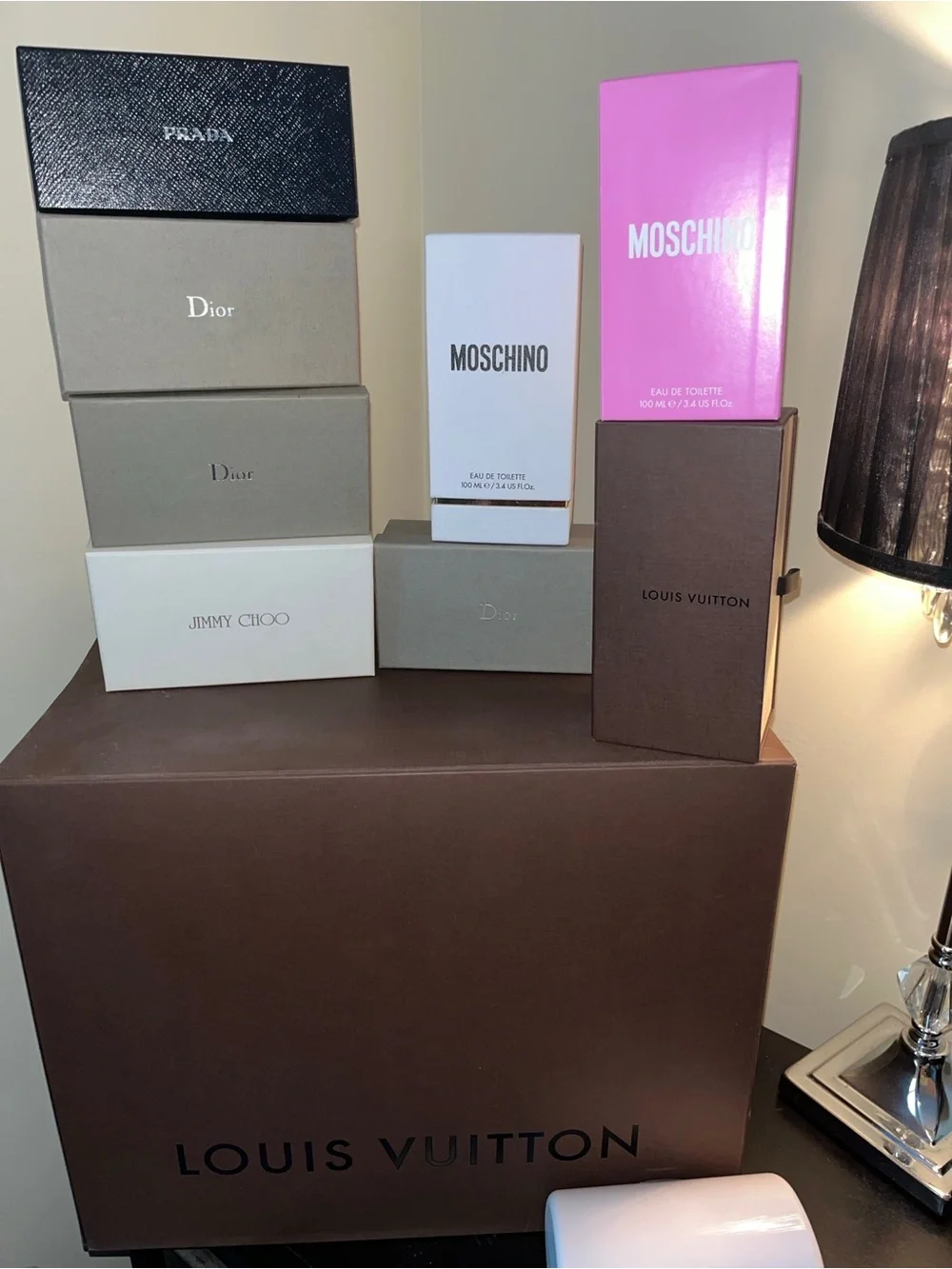 Lot of designer Louis Vuitton, mooching, jimmy choo & Prada boxes 100% authentic